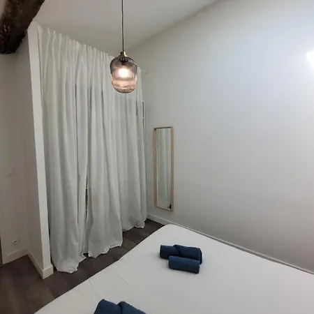 Apartman Duplex Cosy & Lumineux En Plein Centre Bourg